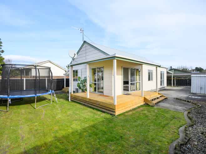 38 Newton Place, Westbrook