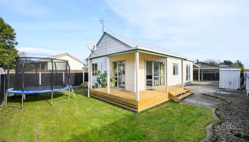 38 Newton Place, Westbrook