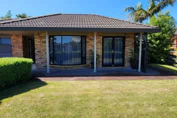 8 Frank Frethey Place, Highlands Park