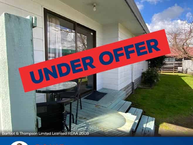 16A College Place, Poike