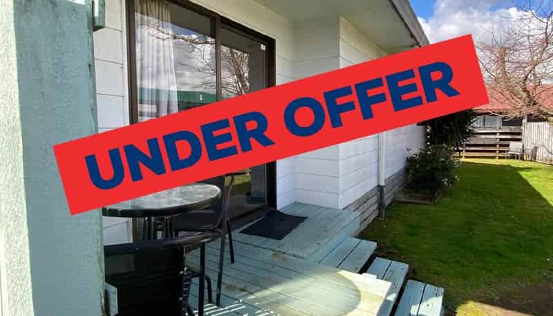 16A College Place, Poike