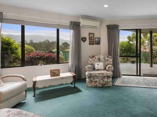 18  Donegal Place, Katikati