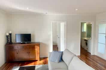 12A McDowall Place, Queenwood