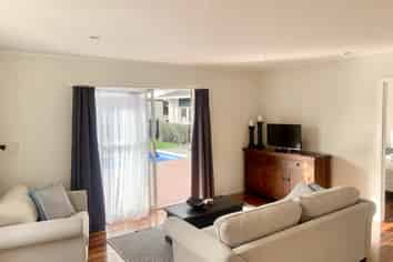 12A McDowall Place, Queenwood