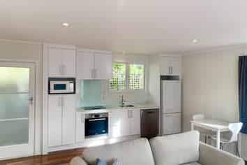 12A McDowall Place, Queenwood