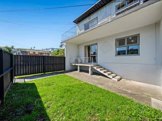 1/12 Clare Place, Mount Wellington