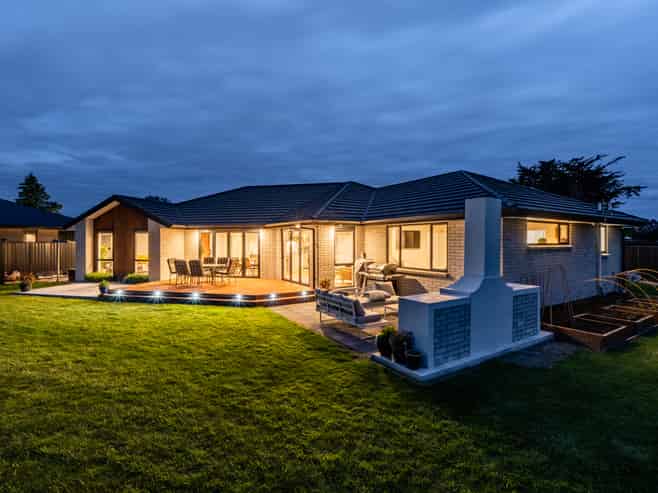 32 Lindsay Way, Grasmere