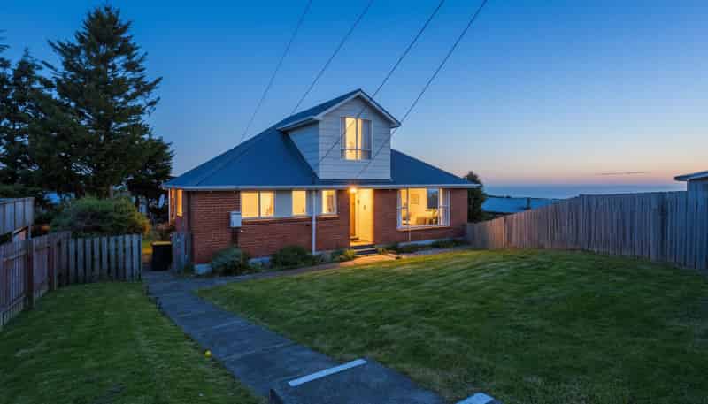 15 Lincoln Street , HALFWAY BUSH