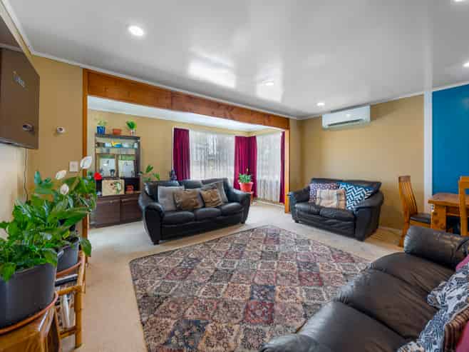 33 Hyperion Drive, Randwick Park