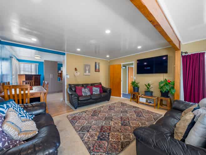 33 Hyperion Drive, Randwick Park