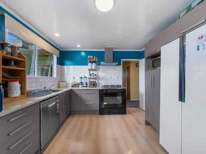 33 Hyperion Drive, Randwick Park