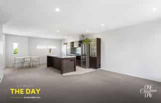 47/21 Hunters Park Drive, Three Kings