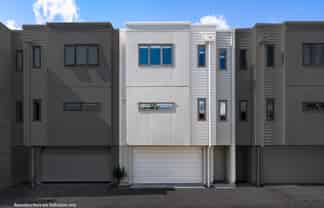 47/21 Hunters Park Drive, Three Kings