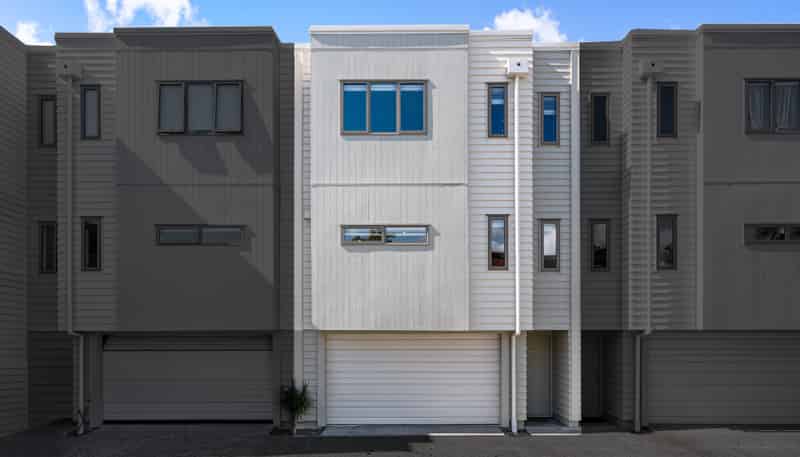 47/21 Hunters Park Drive, Three Kings