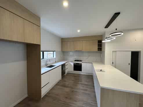 12 Harakoa Lane, Mount Roskill