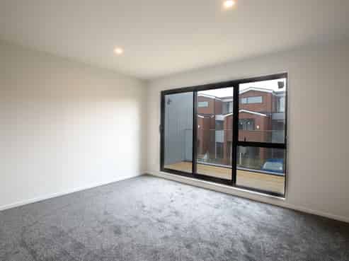 12 Harakoa Lane, Mount Roskill