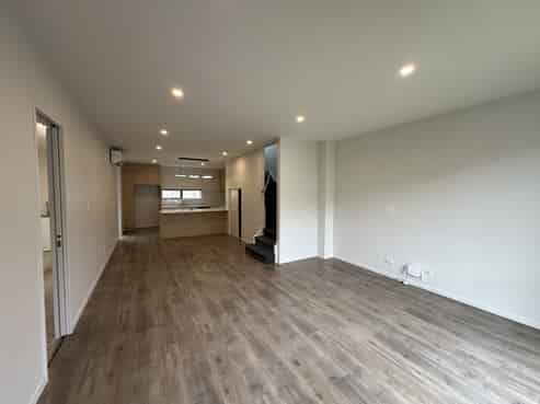 12 Harakoa Lane, Mount Roskill