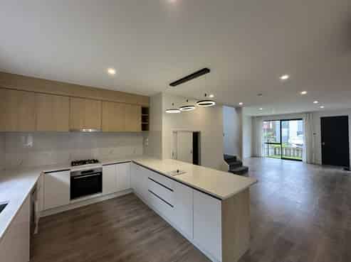 12 Harakoa Lane, Mount Roskill