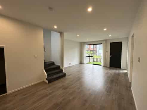 12 Harakoa Lane, Mount Roskill