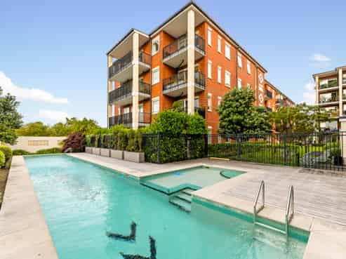 203/1A Soljak Place, Mount Albert