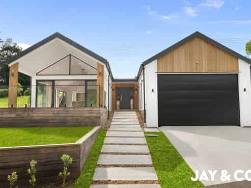 7 Kaihuia Lane, Clevedon