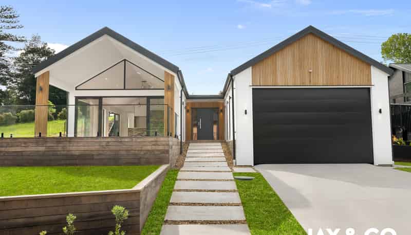 7 Kaihuia Lane, Clevedon