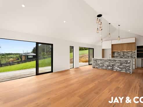 7 Kaihuia Lane, Clevedon