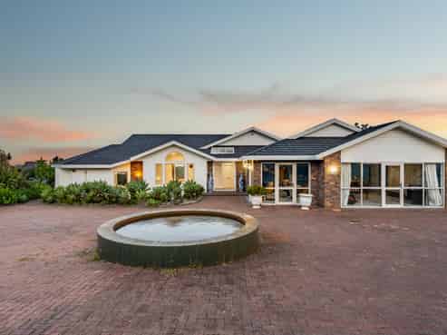 384 Whitford Road, Whitford