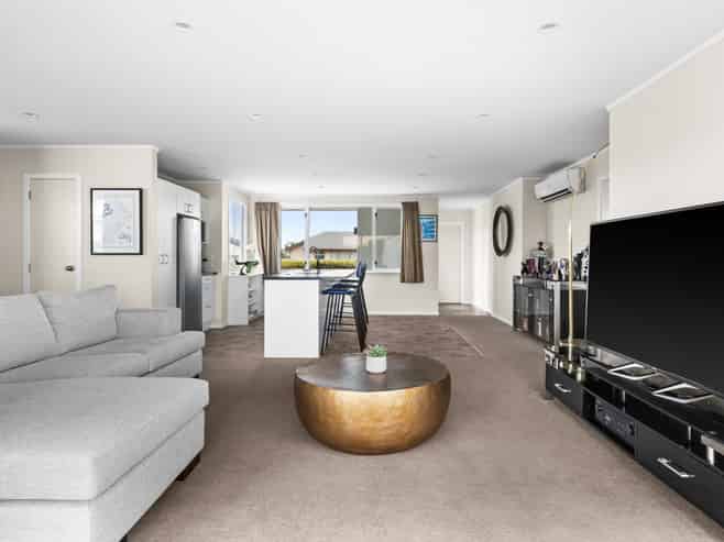 104 Karaitiana Street, Frimley