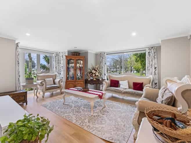 11 Tarapiroe Avenue, Takanini