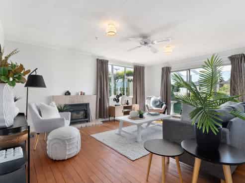 24 Diamond Street, Carterton