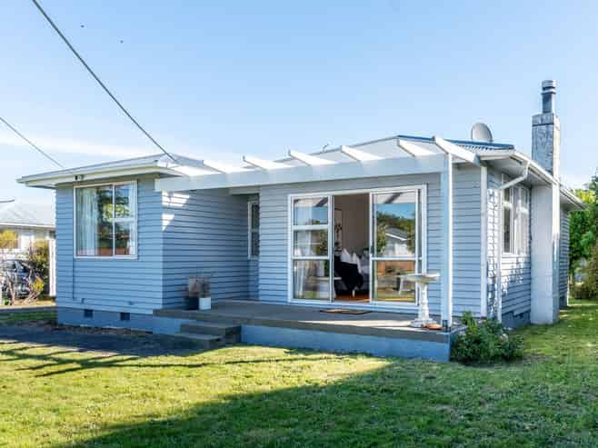 24 Diamond Street, Carterton