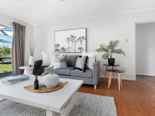 24 Diamond Street, Carterton