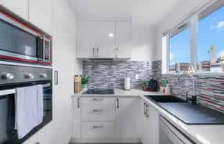 1/3 Sparrow Place, Weymouth