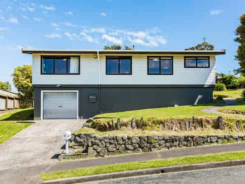 24 Clipper Street, Titahi Bay