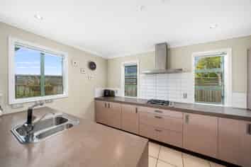 19 Nether Green Crescent, Johnsonville