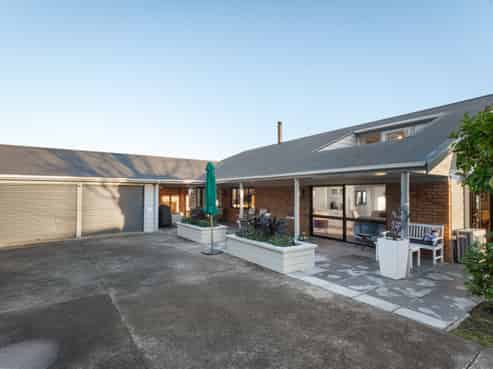 227 Reservoir Road, Thames