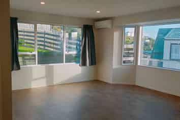 69A Stewart Drive, Newlands