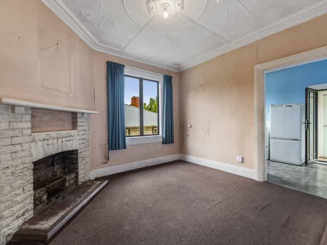 143 Caversham Valley Road, Calton Hill