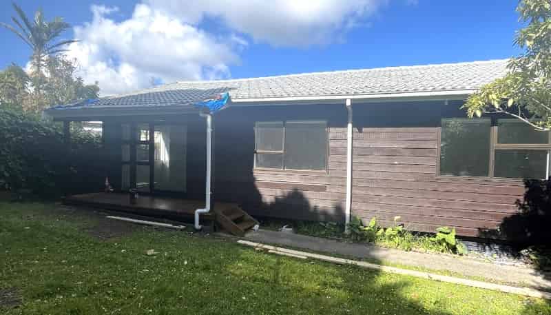 1/7 Vera Road , Te Atatu South