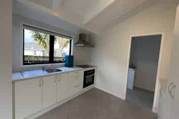 1/7 Vera Road , Te Atatu South