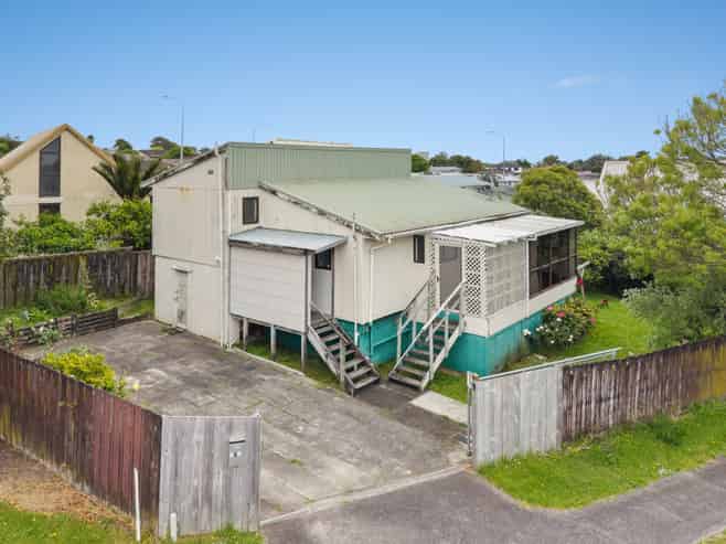 129 Boundary Road, Clover Park