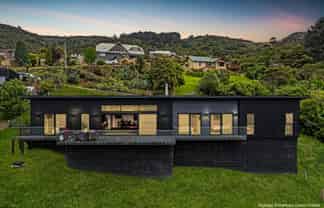 60 Kauri Street, Ravensbourne