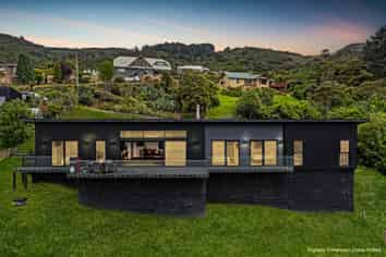 60 Kauri Street, Ravensbourne