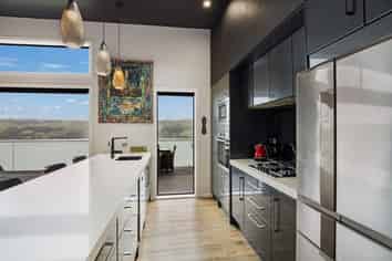 60 Kauri Street, Ravensbourne