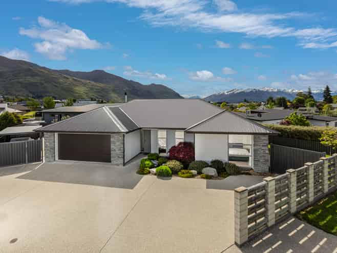 44 West Meadows Drive, Wanaka