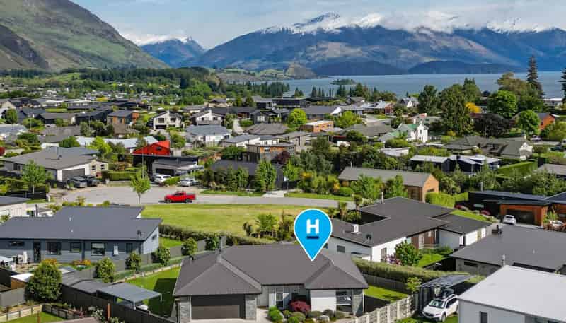 44 West Meadows Drive, Wanaka