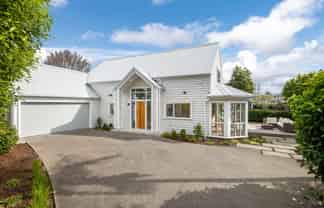 1 William Bond Street , Devonport