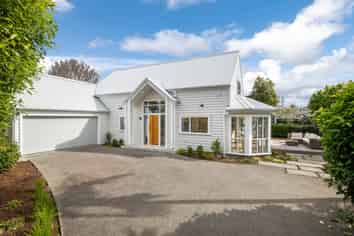 1 William Bond Street , Devonport