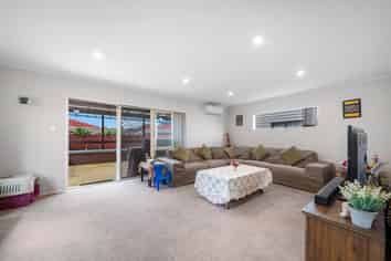 10 Papahou Lane, Papatoetoe